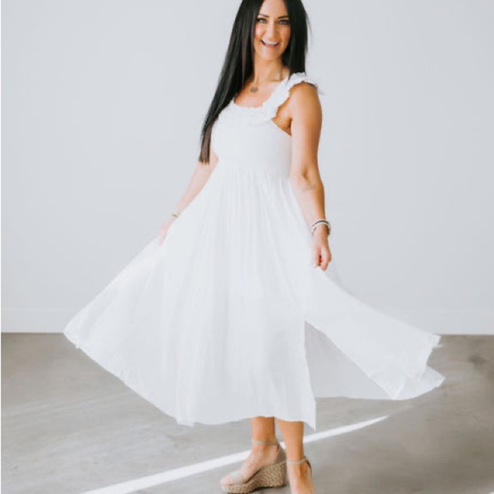 Chic White Midi Dress